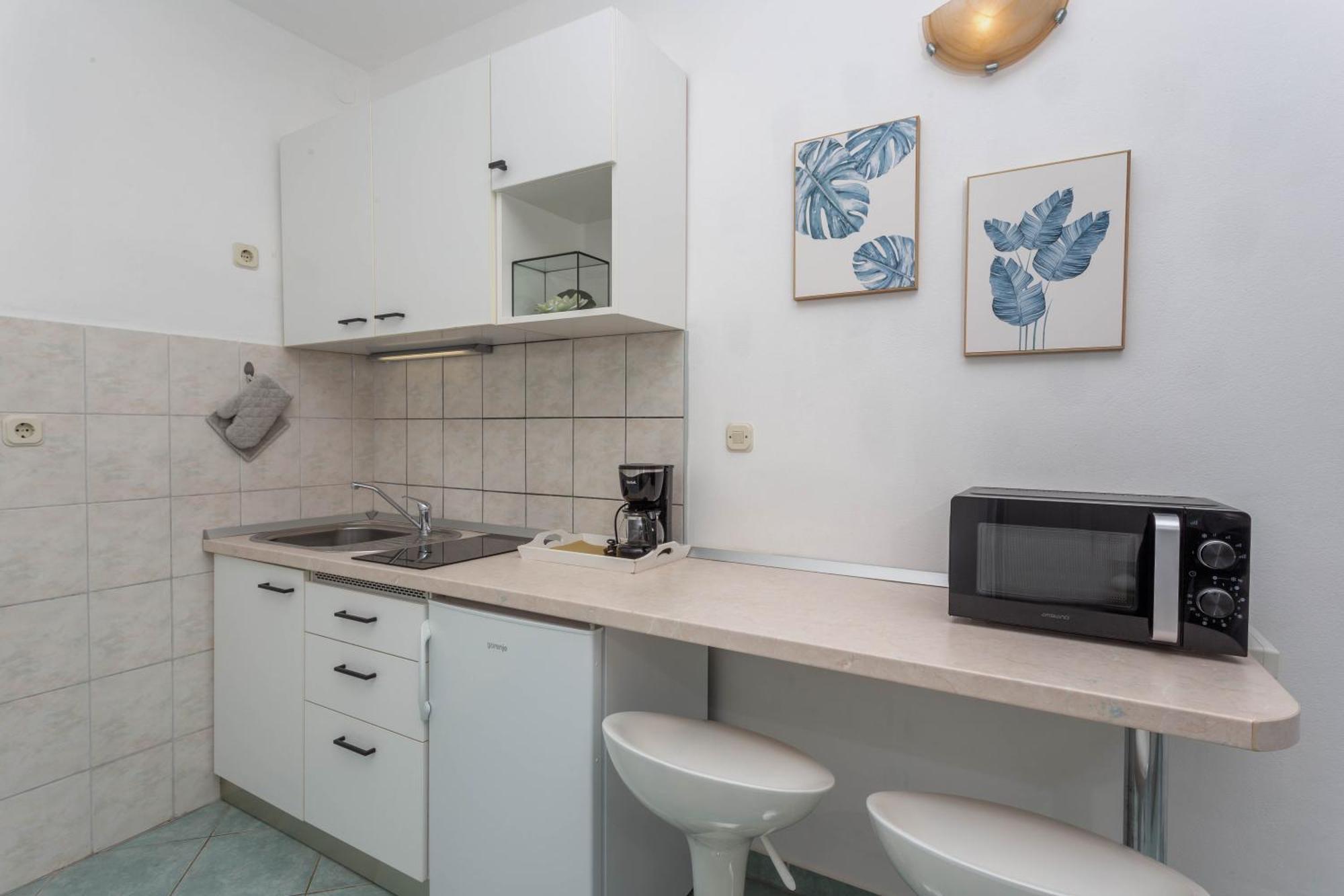 Apartments Anita Хвар Екстер'єр фото
